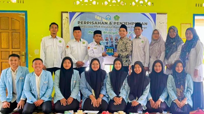 Penjemputan Hangat Menandai Akhir PPLK Mahasiswa IAI Yasni Bungo di MIN 4 Tebo