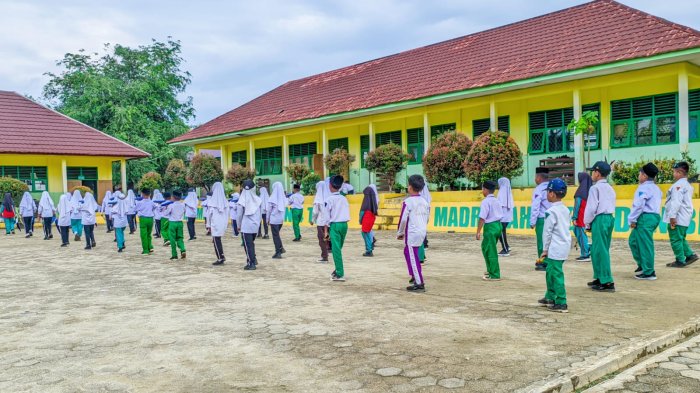 Marching Band MIN 4 Tebo Datangkan Pelatih Profesional, Persiapan Makin Serius