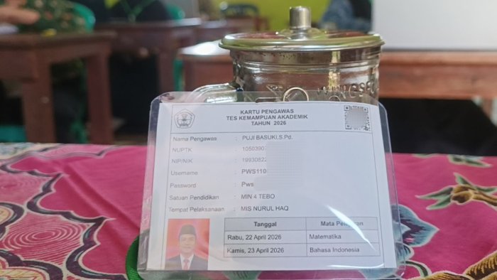 Guru MIN 4 Tebo Jalankan Tugas Pengawas Silang TKA di MIS Nurul Haq Sesuai Tata Tertib