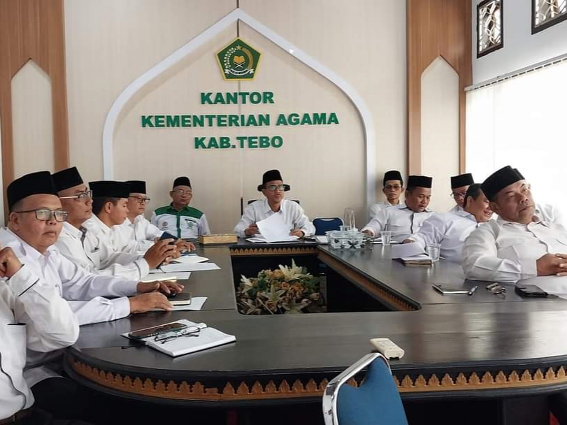 Kepala MIN 4 Tebo Hadiri Rapat Kerja Nasional Kementerian Agama RI Secara Daring Kepala MIN 4 Tebo Hadiri Rapat Kerja Nasional Kementerian Agama RI Secara Daring