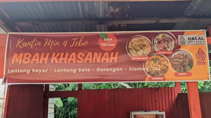 Empat Kantin MIN 4 Tebo Pasang Spanduk Menu dengan Logo Halal Empat Kantin MIN 4 Tebo Pasang Spanduk Menu dengan Logo Halal