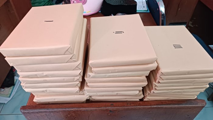 Apresiasi Juara Kelas, MIN 4 Tebo Siapkan Piagam dan Bingkisan Alat Tulis untuk Dibagikan Apresiasi Juara Kelas, MIN 4 Tebo Siapkan Piagam dan Bingkisan Alat Tulis untuk Dibagikan