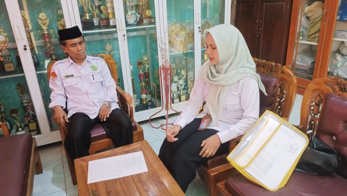 Pendamping PKH Koordinasi dengan MIN 4 Tebo, 17 Siswa Penerima PIP Wajib Rajin Masuk Pendamping PKH Koordinasi dengan MIN 4 Tebo, 17 Siswa Penerima PIP Wajib Rajin Masuk