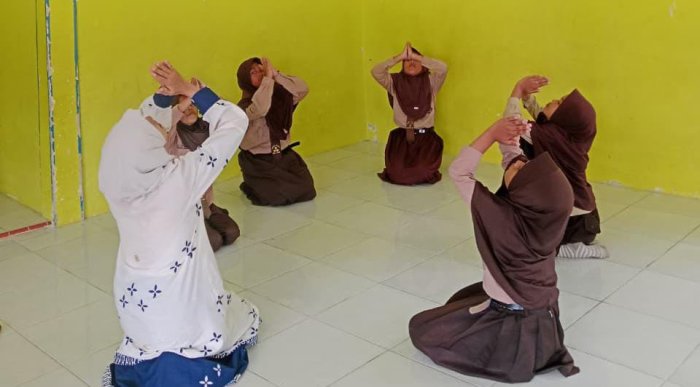 Tim Kecil Pramuka MIN 4 Tebo Latihan Tari Kreasi, Persiapan Menuju Jamran Tim Kecil Pramuka MIN 4 Tebo Latihan Tari Kreasi, Persiapan Menuju Jamran