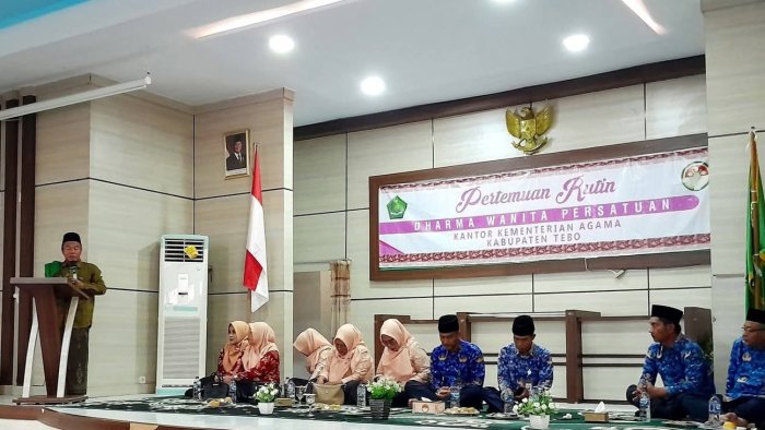 Ketua DWP MIN 4 Tebo Hadiri Pertemuan Rutin DWP Kemenag Tebo, Bahas Pembagian Tugas dan Halalbihalal