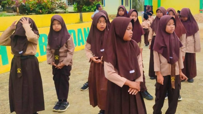 LKBB Setiap Kamis Pagi di MIN 4 Tebo Semakin Menunjukkan Kekompakan