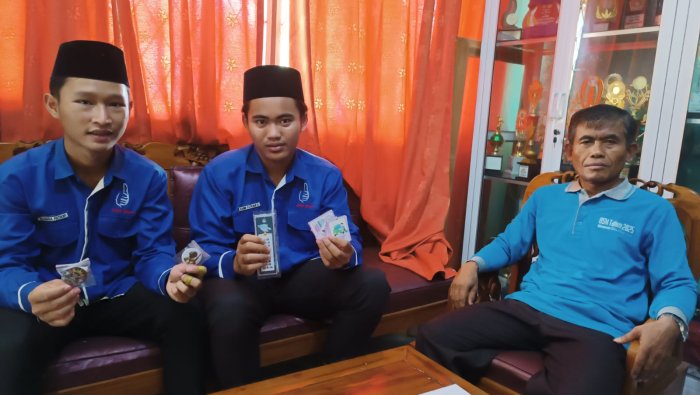 MIN 4 Tebo Beri Ruang untuk Siswa SMK Raudhatul Mujawwidin Gelar Bazaar Produk Edukasi MIN 4 Tebo Beri Ruang untuk Siswa SMK Raudhatul Mujawwidin Gelar Bazaar Produk Edukasi