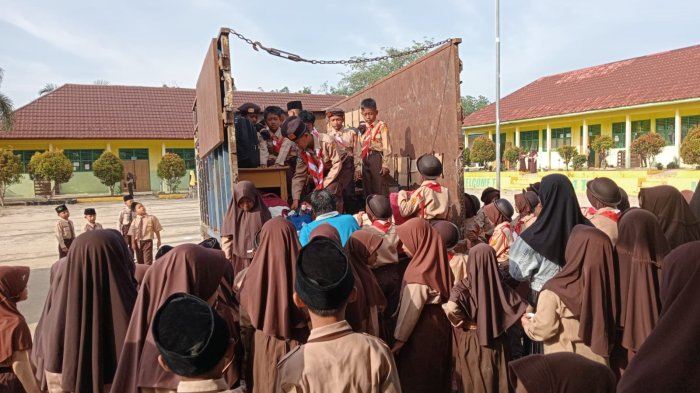 Penuh Semangat, Kontingen MIN 4 Tebo Siap Berangkat ke Bumi Perkemahan Penuh Semangat, Kontingen MIN 4 Tebo Siap Berangkat ke Bumi Perkemahan
