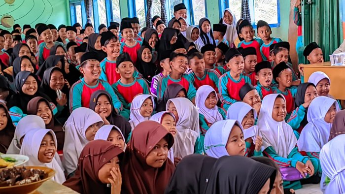 Kilas Balik 2025: Pendidikan Karakter MIN 4 Tebo - Nilai Kemanusiaan dalam Setiap Interaksi Kilas Balik 2025: Pendidikan Karakter MIN 4 Tebo - Nilai Kemanusiaan dalam Setiap Interaksi