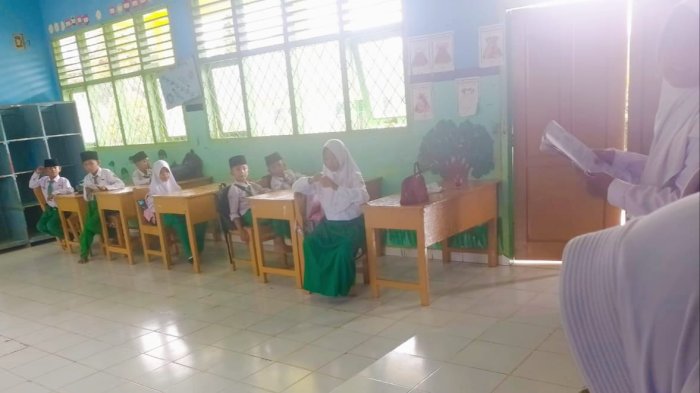 Presentasi Kelompok Kelas 4B MIN 4 Tebo Perkuat Pemahaman Konsep Gaya Presentasi Kelompok Kelas 4B MIN 4 Tebo Perkuat Pemahaman Konsep Gaya
