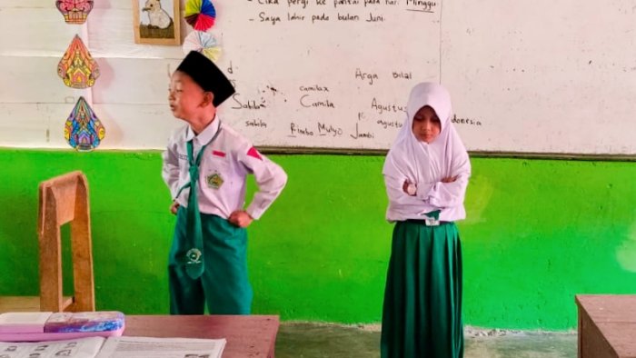 Murid Kelas 2B MIN 4 Tebo Belajar Kenali dan Ungkapkan Perasaan Melalui Ekspresi Wajah