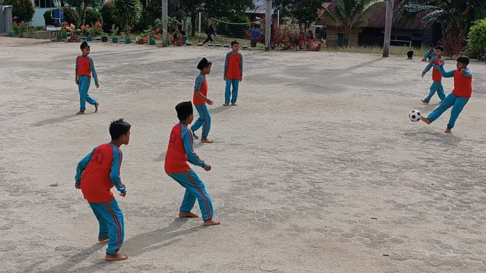 Seragam yang Sama, Bakat yang Berbeda, MIN 4 Tebo Rayakan Setiap Keunikan