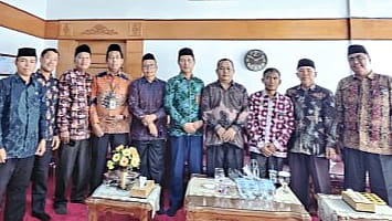 Kepala MIN 4 Tebo Hadiri Pembubaran Komite OMI Kabupaten Kepala MIN 4 Tebo Hadiri Pembubaran Komite OMI Kabupaten