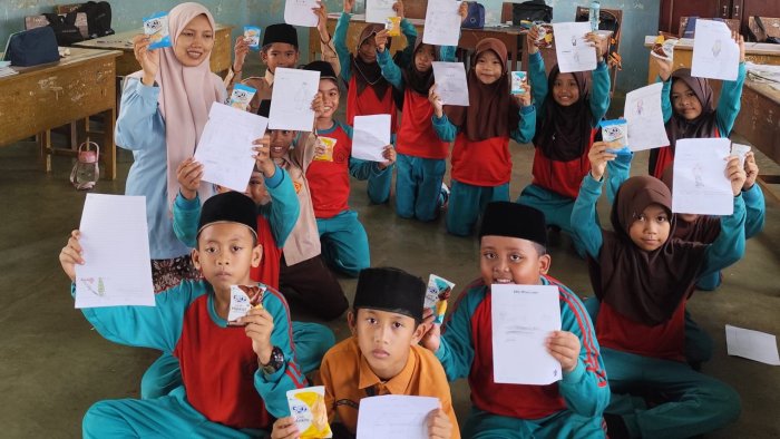 Rekaman Video Jadi Sarana Siswa Kelas 3B MIN 4 Tebo Mengatasi Rasa Malu dan Menata Ekspresi