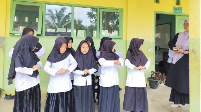 Siswa MIN 4 Tebo Latihan Menyanyi untuk Perpisahan PPLK