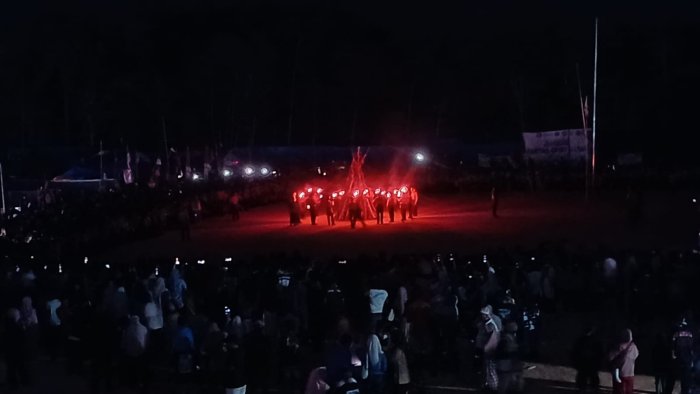 Fatiha dari MIN 4 Tebo Bertugas di Upacara Api Unggun Jamran