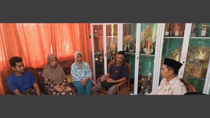 Pedagang MIN 4 Tebo Sambut Bantuan Kantin dengan Rasa Syukur Pedagang MIN 4 Tebo Sambut Bantuan Kantin dengan Rasa Syukur