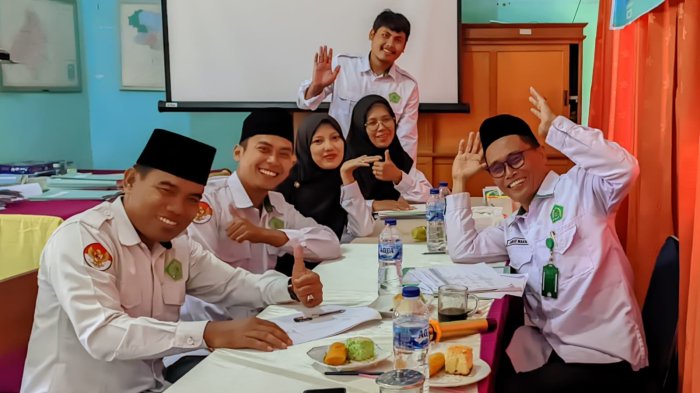 Proses Penilaian PKKM MIN 4 Tebo Dimulai dengan Penggalian Informasi Komponen A dan B Proses Penilaian PKKM MIN 4 Tebo Dimulai dengan Penggalian Informasi Komponen A dan B