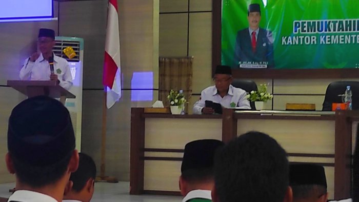 Operator Madrasah Ikuti Pemutakhiran Data Kepegawaian di Kemenag Tebo, Ini yang Harus Ditindaklanjuti ASN MIN 4 Tebo! Operator Madrasah Ikuti Pemutakhiran Data Kepegawaian di Kemenag Tebo, Ini yang Harus Ditindaklanjuti ASN MIN 4 Tebo!