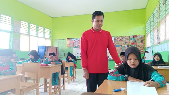 Siswa MIN 4 Tebo Tampak Lega dan Semangat di Hari Terakhir ASAS Siswa MIN 4 Tebo Tampak Lega dan Semangat di Hari Terakhir ASAS