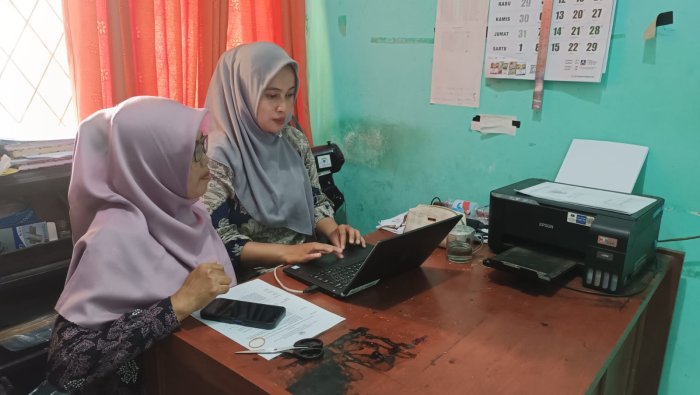 MIN 4 Tebo Siapkan Sertifikat Apresiasi untuk Para Juara Kelas MIN 4 Tebo Siapkan Sertifikat Apresiasi untuk Para Juara Kelas
