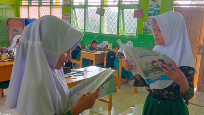 Belum Sampai, Bukan Gagal: Potret Jujur Praktik Speaking di Kelas 5B MIN 4 Tebo