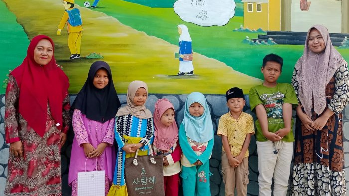 Dari Madrasah ke TPQ: Peran Ganda Guru MIN 4 Tebo dalam Membumikan Al-Quran Selama Ramadhan