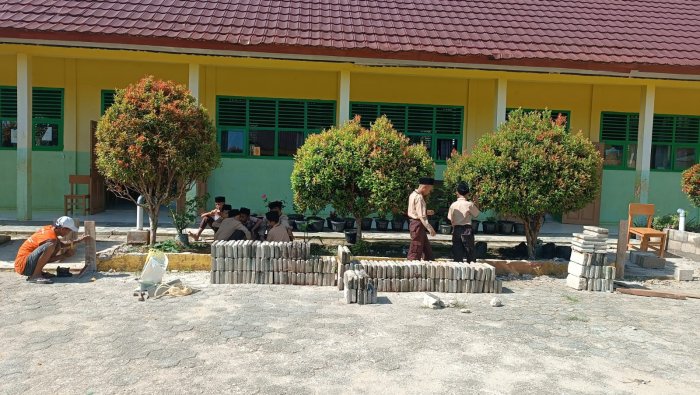 MIN 4 Tebo Lakukan Revitalisasi Taman untuk Ciptakan Lingkungan Belajar yang Nyaman MIN 4 Tebo Lakukan Revitalisasi Taman untuk Ciptakan Lingkungan Belajar yang Nyaman