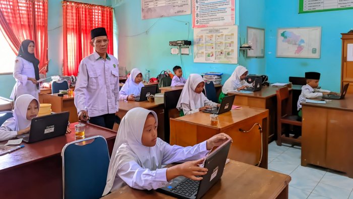 Tujuh Siswa MIN 4 Tebo Jalani ANBK Gelombang 3 Tujuh Siswa MIN 4 Tebo Jalani ANBK Gelombang 3