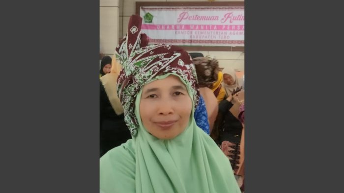 DWP MIN 4 Tebo Ikuti Pelatihan Memakai Tengkuluk Khas Melayu DWP MIN 4 Tebo Ikuti Pelatihan Memakai Tengkuluk Khas Melayu