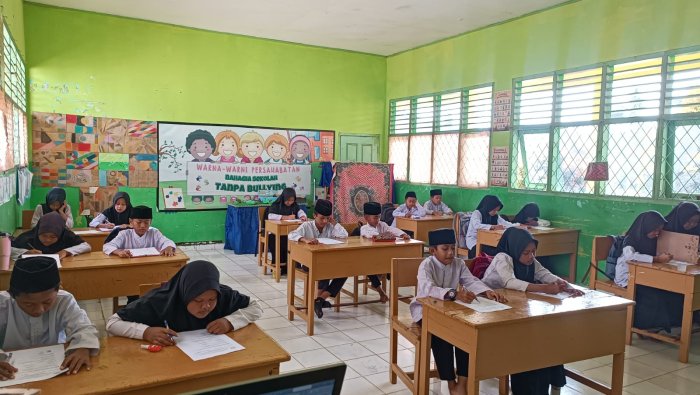 ASAT MIN 4 Tebo Hari Terakhir Selesai, Siswa Kelas 1-5 Bisa Bernapas Lega ASAT MIN 4 Tebo Hari Terakhir Selesai, Siswa Kelas 1-5 Bisa Bernapas Lega