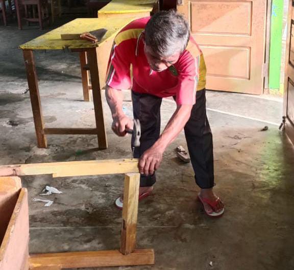 Perbaiki Sarana, Kepala Madrasah Maksimalkan Fasilitas Jelang Tahun Ajaran Baru Perbaiki Sarana, Kepala Madrasah Maksimalkan Fasilitas Jelang Tahun Ajaran Baru