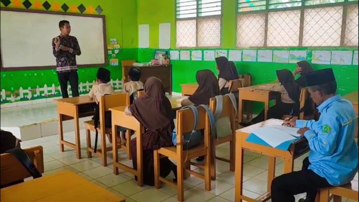 Bukan Hanya Meningkatkan Mutu Pembelajaran, Temuan Supervisi Jadi Dasar Pemetaan Kebutuhan Kelas di MIN 4 Tebo Bukan Hanya Meningkatkan Mutu Pembelajaran, Temuan Supervisi Jadi Dasar Pemetaan Kebutuhan Kelas di MIN 4 Tebo