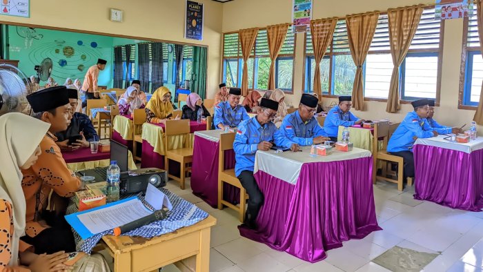 MIN 4 Tebo Sukses Jadi Tuan Rumah Rakor FKKM Kabupaten, 11 Kepala Madrasah Negeri Hadir MIN 4 Tebo Sukses Jadi Tuan Rumah Rakor FKKM Kabupaten, 11 Kepala Madrasah Negeri Hadir