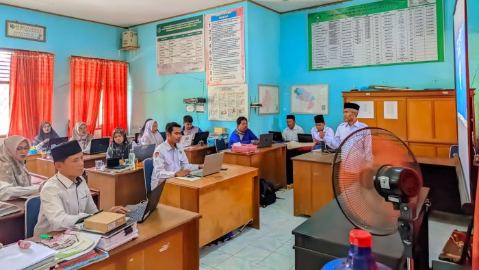 Seluruh GTK ASN MIN 4 Tebo Tuntaskan E-Kinerja Tahun 2025 Seluruh GTK ASN MIN 4 Tebo Tuntaskan E-Kinerja Tahun 2025