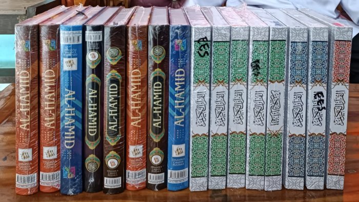 Dukung Safari Ramadhan Kemenag Tebo, ASN MIN 4 Tebo Wakafkan 16 Mushaf Al-Quran Dukung Safari Ramadhan Kemenag Tebo, ASN MIN 4 Tebo Wakafkan 16 Mushaf Al-Quran