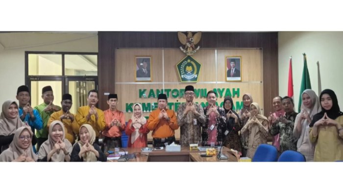 Kemenag Jambi dan BPS Bersinergi Sukseskan Sensus Ekonomi 2026 demi Kebijakan Tepat Sasaran Kemenag Jambi dan BPS Bersinergi Sukseskan Sensus Ekonomi 2026 demi Kebijakan Tepat Sasaran