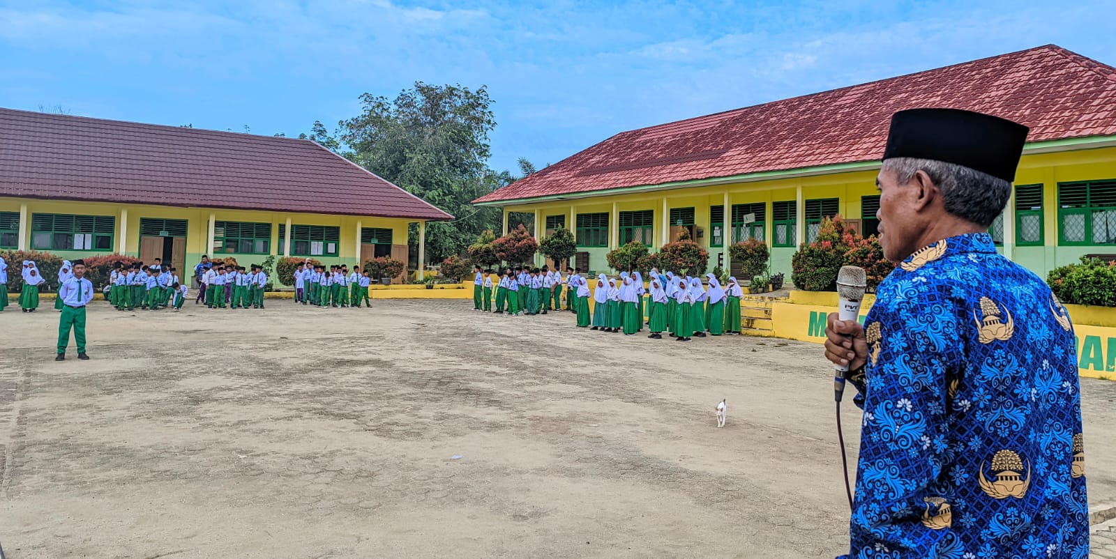 MIN 4 Tebo Gelar Upacara Peringatan Hari Kesaktian Pancasila MIN 4 Tebo Gelar Upacara Peringatan Hari Kesaktian Pancasila
