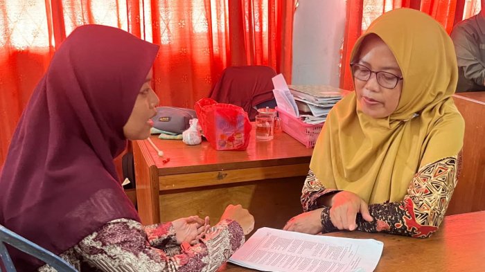 Mahasiswa PPLK MIN 4 Tebo Disupervisi dalam Penyusunan Instrumen Asesmen Mahasiswa PPLK MIN 4 Tebo Disupervisi dalam Penyusunan Instrumen Asesmen