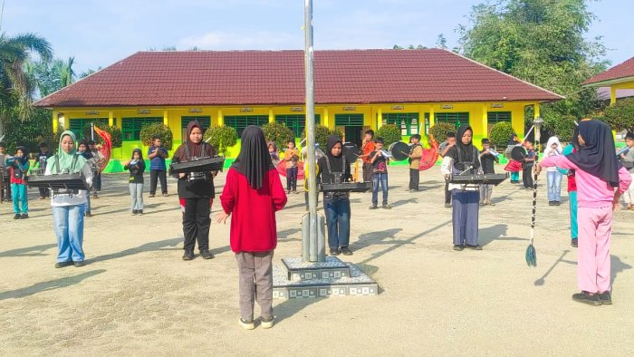 Periode Pertama Latihan Marching Band MIN 4 Tebo Selesai, Personil Mulai Menikmati Liburan Total Periode Pertama Latihan Marching Band MIN 4 Tebo Selesai, Personil Mulai Menikmati Liburan Total