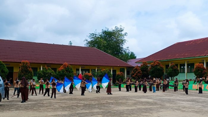 Marching Band Finalisasi Display Formasi, Persiapan Tampil di Acara Perpisahan Kelas 6 MIN 4 Tebo Marching Band Finalisasi Display Formasi, Persiapan Tampil di Acara Perpisahan Kelas 6 MIN 4 Tebo