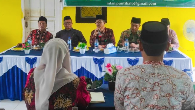 Lima Menit Mengaji, MIN 4 Tebo Siap Tindaklanjuti Himbauan Kemenag Lima Menit Mengaji, MIN 4 Tebo Siap Tindaklanjuti Himbauan Kemenag