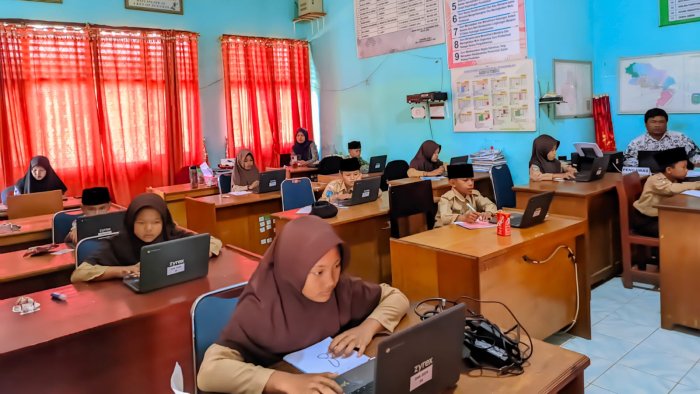 Tujuh Siswa MIN 4 Tebo Dijadwalkan Ikuti ANBK Susulan Gelombang Empat