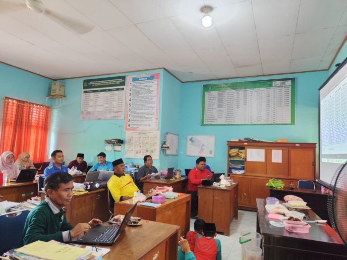 Seluruh Guru dan Tenaga Kependidikan ASN MIN 4 Tebo Selesaikan Pemutakhiran Data MyASN Sebelum Deadline 17 April