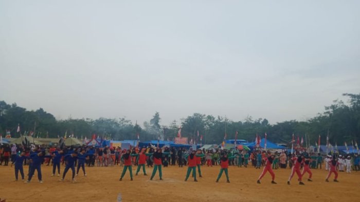 MIN 4 Tebo Tampil Pertama Lomba Senam Pramuka dengan Semangat Penuh MIN 4 Tebo Tampil Pertama Lomba Senam Pramuka dengan Semangat Penuh