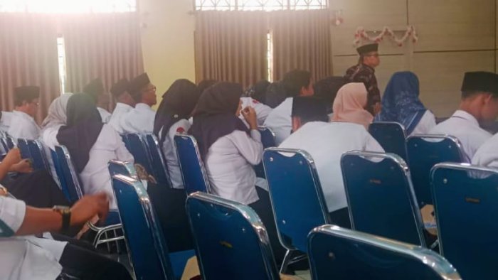 Staf MIN 4 Tebo Ikuti Sosialisasi Zakat, Infaq dan Sedekah untuk ASN PPPK Tahap II Staf MIN 4 Tebo Ikuti Sosialisasi Zakat, Infaq dan Sedekah untuk ASN PPPK Tahap II