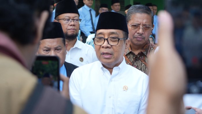 Revitalisasi Madrasah Prioritas Presiden, Pemerintah Alokasikan Rp13,28 Triliun untuk 17.573 Satuan Pendidikan Revitalisasi Madrasah Prioritas Presiden, Pemerintah Alokasikan Rp13,28 Triliun untuk 17.573 Satuan Pendidikan